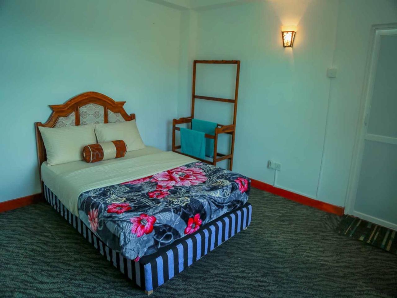 Namadi Nest Home Stay Нувара Елия Екстериор снимка