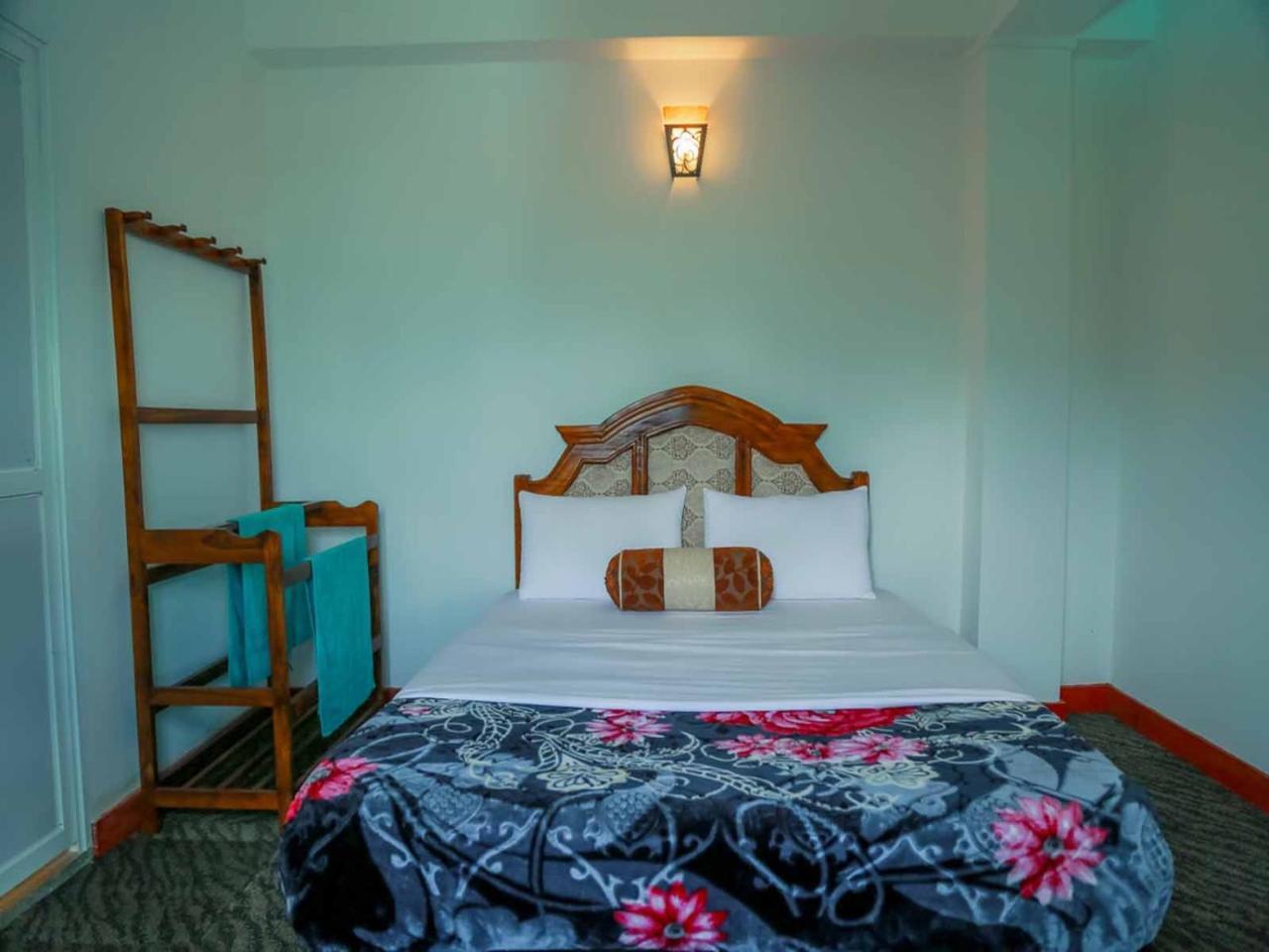 Namadi Nest Home Stay Нувара Елия Екстериор снимка